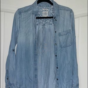American Eagle denim button up, size small